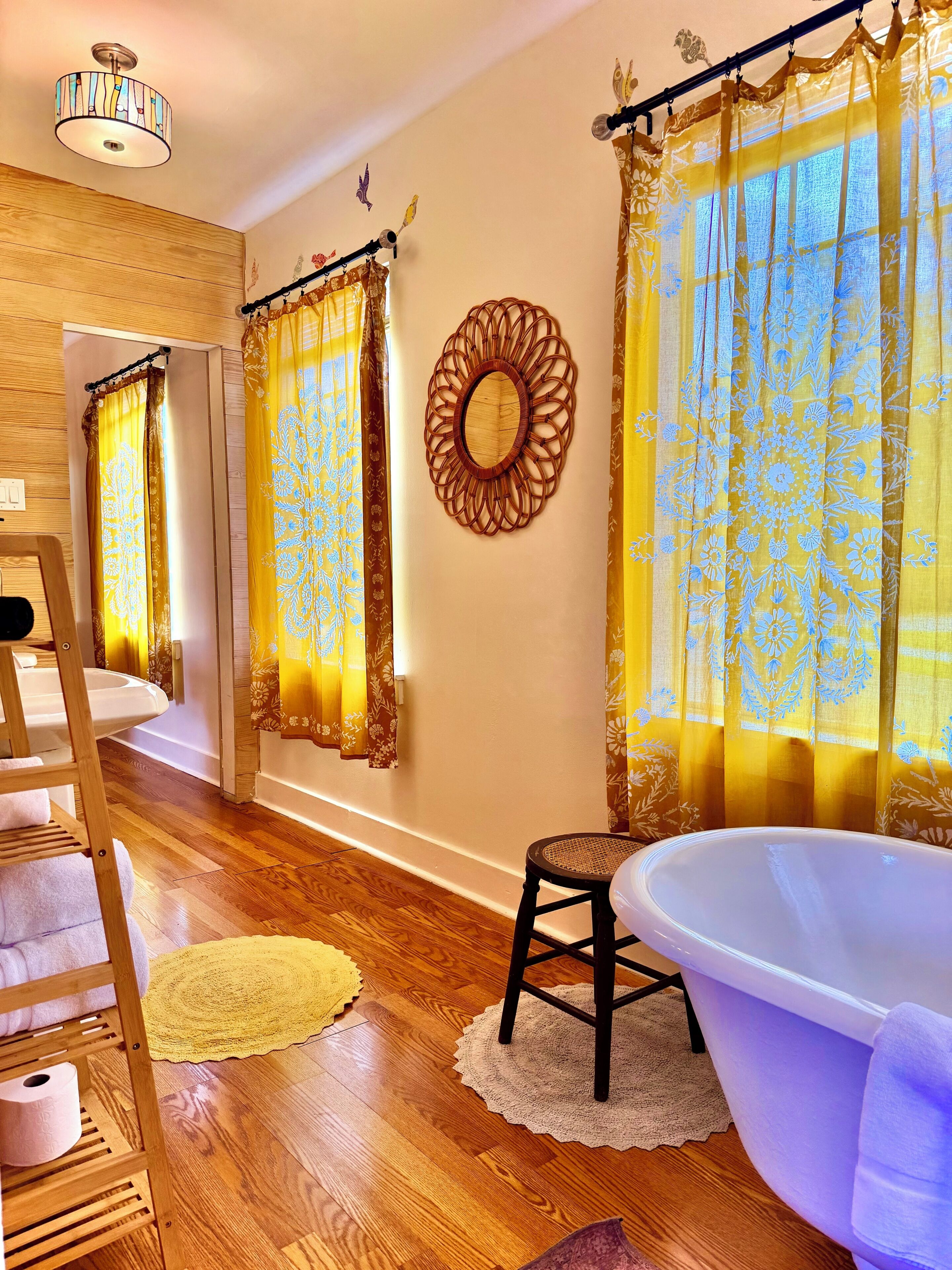 Bathtub, hair dryer, towels, soap
