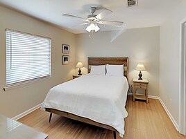 3 habitaciones, decoración personalizada y muebles diferentes 