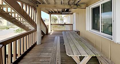 Pelican's Perch by Southern Vacation Rentals