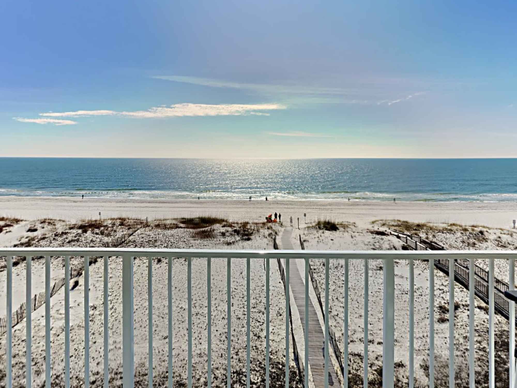 Condo, Multiple Beds, Kitchen, Ocean View | Property grounds