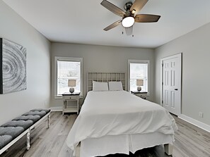 4 bedrooms, individually decorated, individually furnished, travel cot