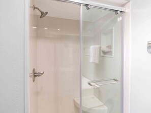 Condo, Multiple Beds, Balcony, Ocean View (#102 - No Pets) | Bathroom | Towels - Cabana Club by Southern Vacation Rentals (Destin)