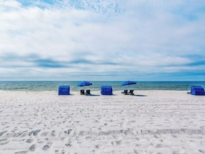 Condo (2 Bedrooms) | Property amenity