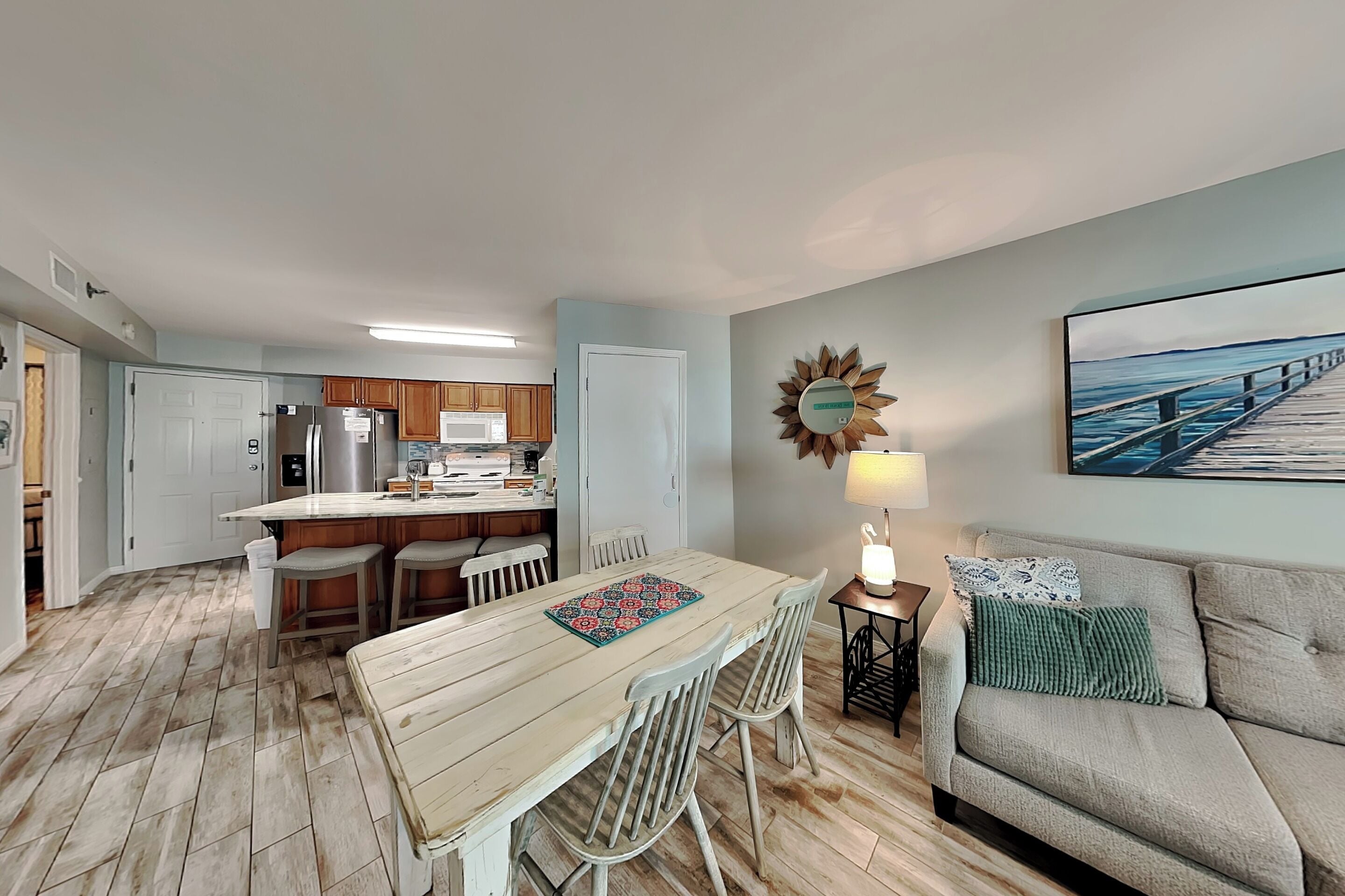 Condo (2 Bedrooms) | Servicio de la propiedad