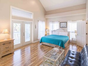 House, Multiple Beds, Balcony, Ocean View (Day Dream) | 3 bedrooms, individually decorated, individually furnished, free WiFi