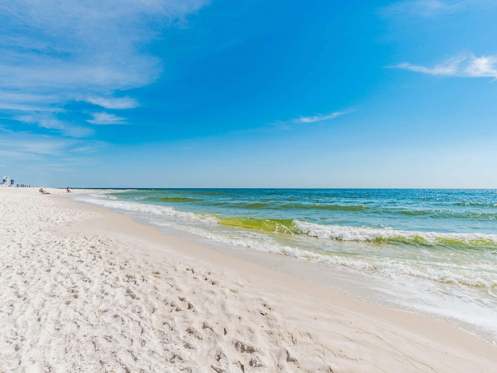 På stranden