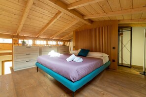 1 bedroom, iron/ironing board, WiFi, bed sheets - Industrial design loft with outdoor living terrace (Florence)