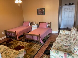 3 Schlafzimmer, Bügeleisen/Bügelbrett, kostenloses WLAN