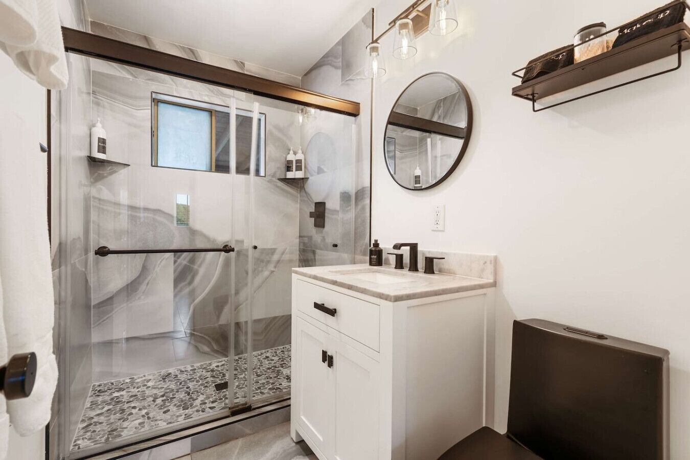 Een douche, een haardroger
