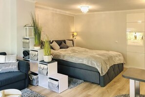 Luokittelematon kuva, 5 kautta 29, painike