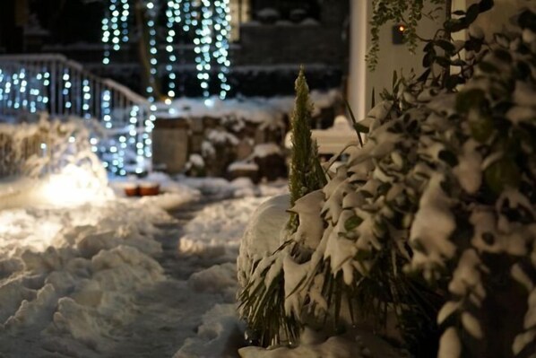 المنشأة من الداخل