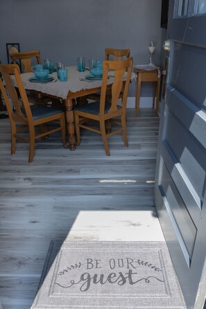 تناول الطعام