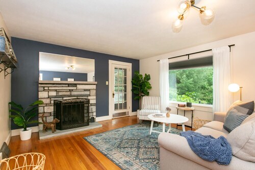 West Asheville Bungalow - Close to Biltmore/LexAve