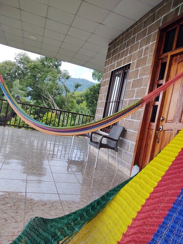 Romantic Spanish villa 10 minutes away from cascade.