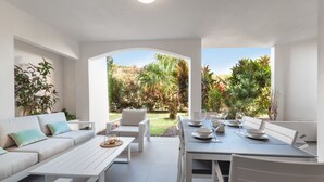 Outdoor dining - Colinas - Agora 0.3 DELUXE 1B (Arona)