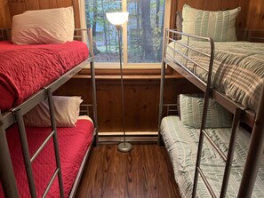 6 bedrooms, iron/ironing board, free WiFi, bed sheets