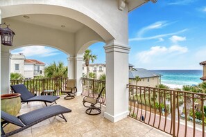 Property grounds - VILLA ST MARIE: Amazing Water Views ~ Brand NEW Pool! ~  5 Master Suites ~ 1 Row from Private Beach (Destin)