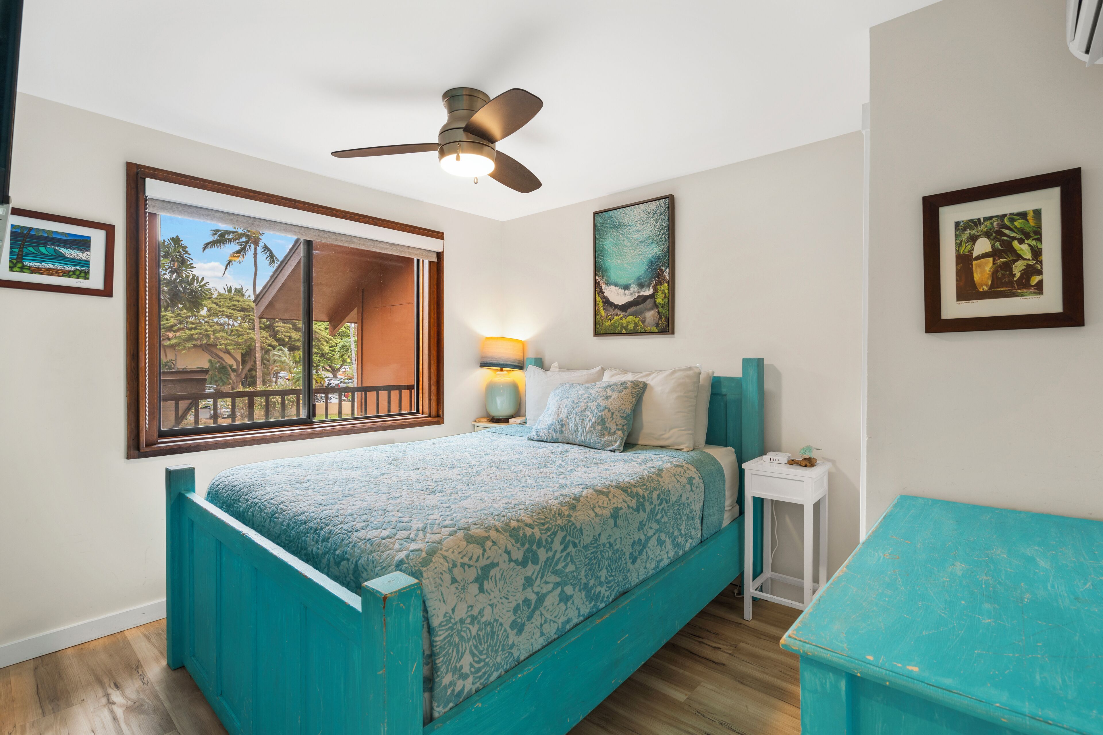 3 bedrooms, iron/ironing board, travel crib, free WiFi