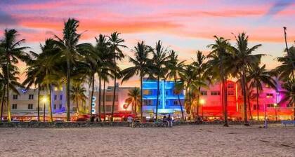 2 Bedroom/2 Bathroom Townhouse with Hottub