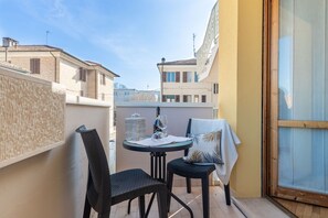 Outdoor dining - Italian Experience- Fano Lighthouse (Fano)