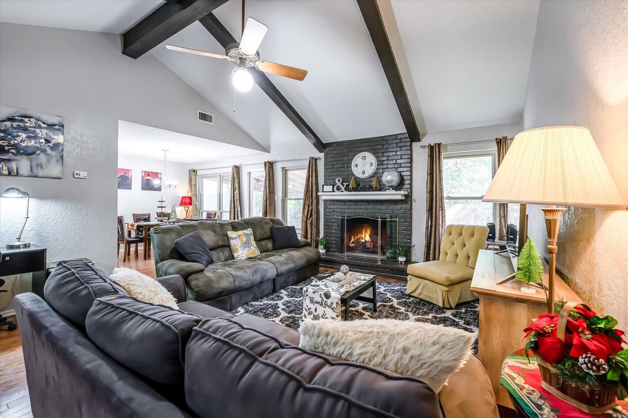 LUXURY! Prime location, charming home w/ garage. Near Fiesta, Rim & la Cantera!
