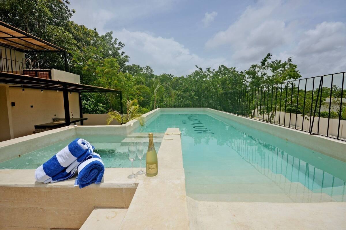 Deluxe Apartment | 1 bedroom, premium bedding, individually decorated