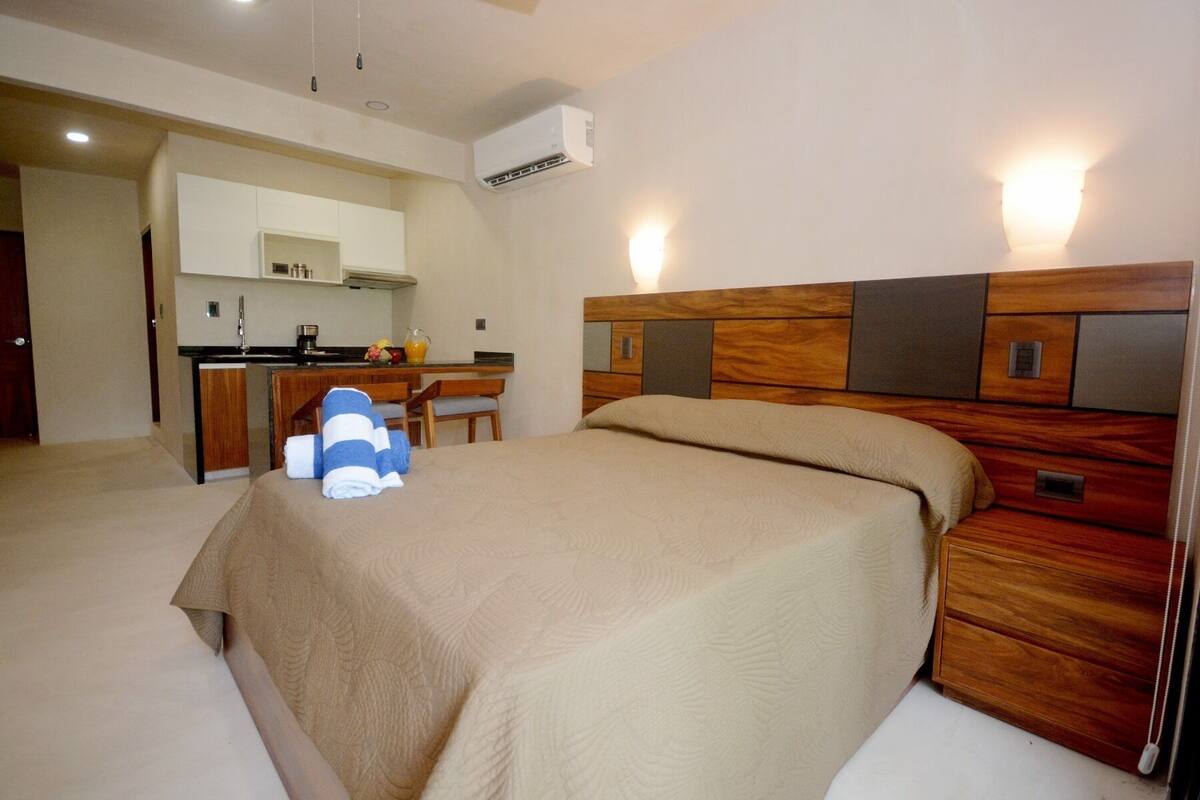 Ropa de cama de alta calidad y cortinas blackout 