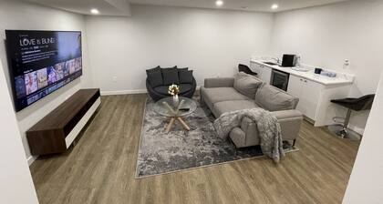 Cheerful 1-bedroom home with free parking space on the street