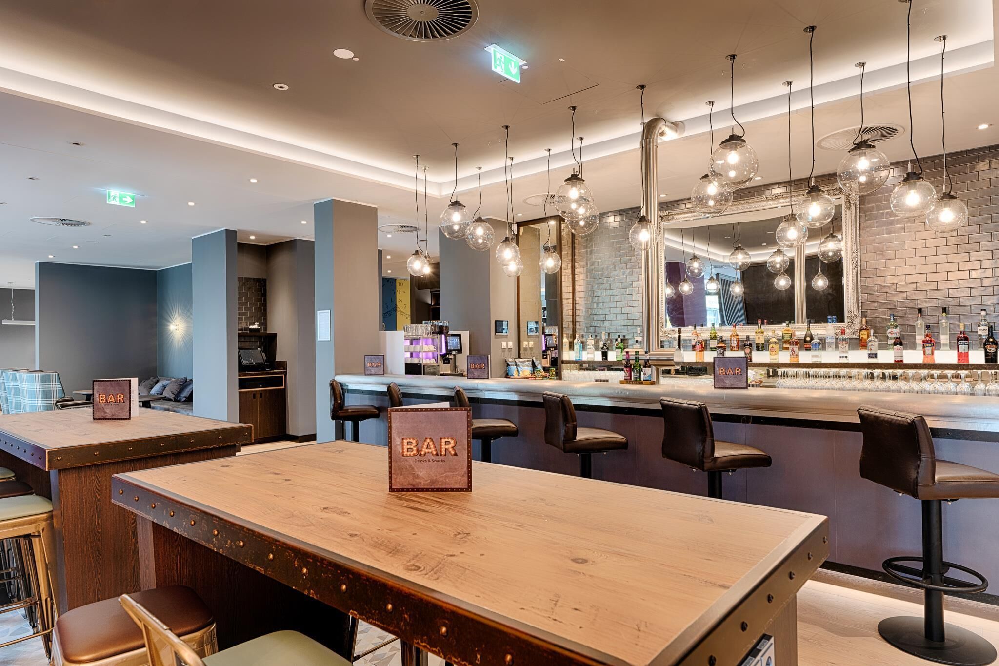 Photo - Premier Inn Hamburg City Klostertor