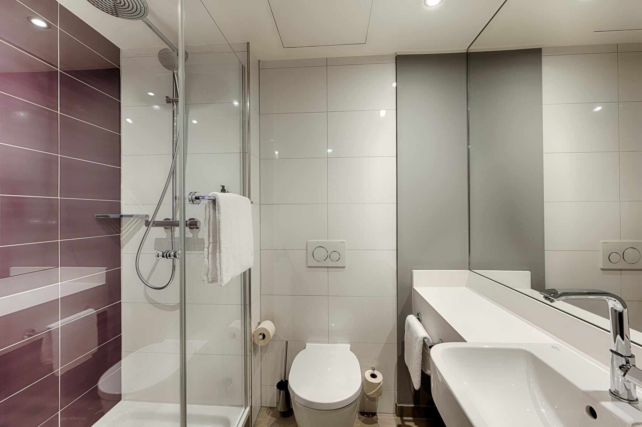 Photo - Premier Inn Hamburg City Klostertor