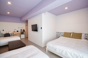 Yusanli CornerTriple Studio - Non-Smoking | Free WiFi, bed sheets - Glory island okinawa SOBE (Naha)