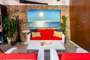 Flat-screen TV - In the Heart of Old Town, walking distance to everything Villa Sorpresa 3 Studio (Puerto Vallarta)