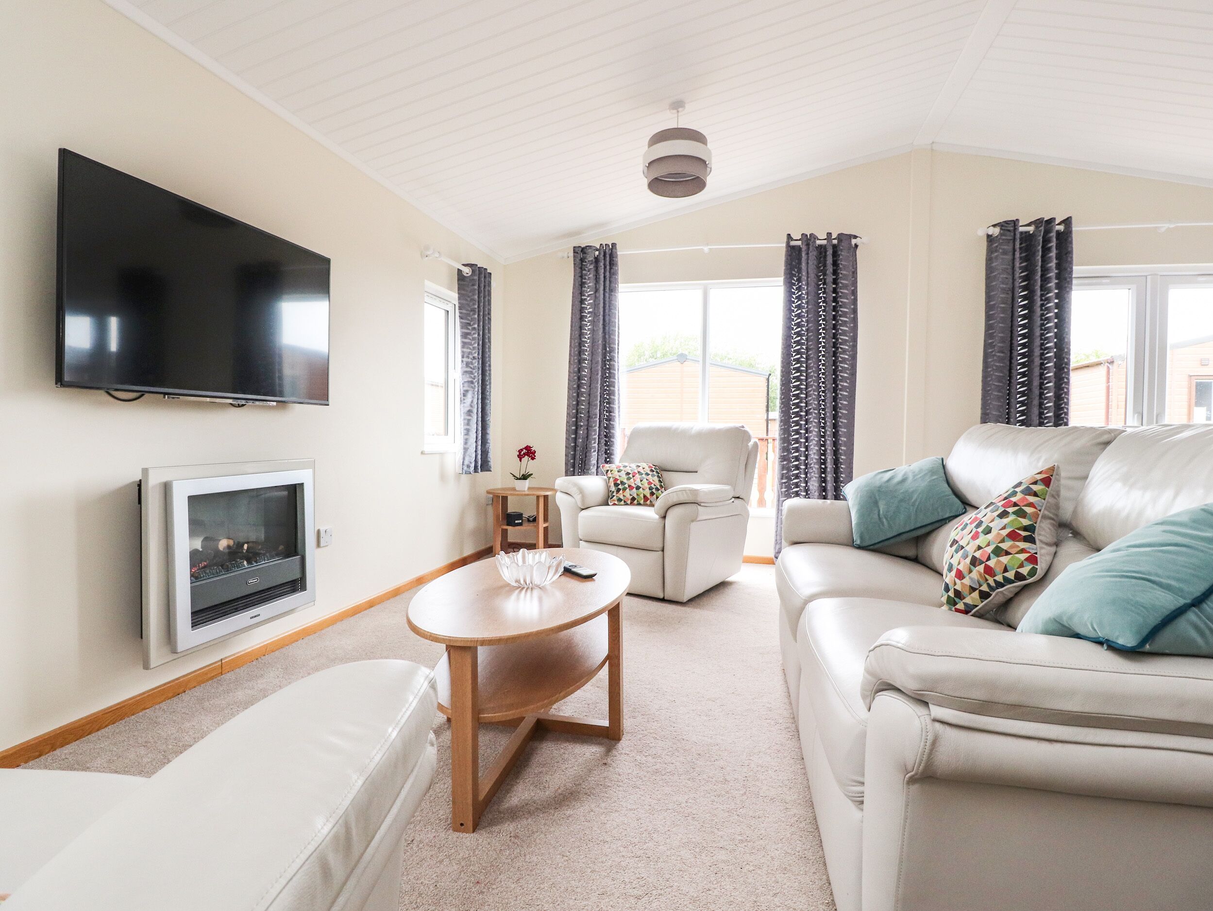 67 Gressingham, Pet Friendly, With Pool In Warton - Carnforth