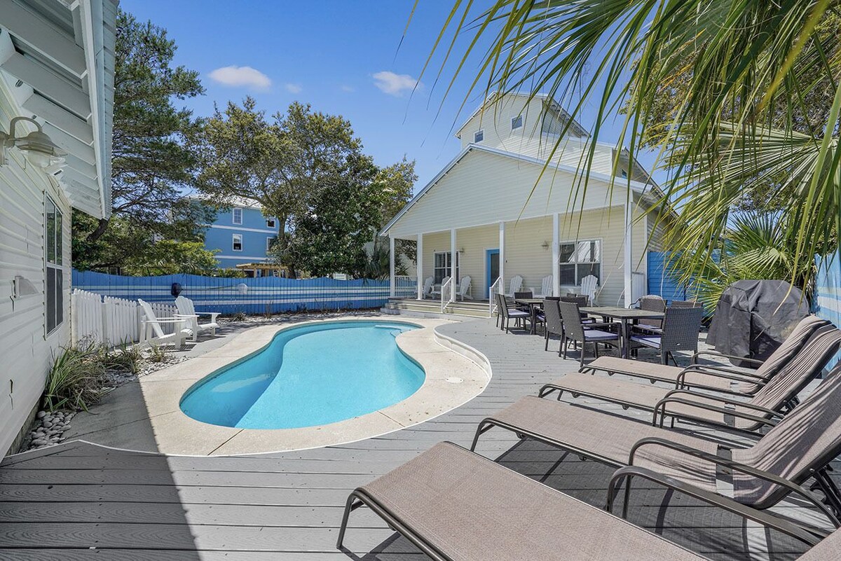 Photo 48 of Flirty Flamingo- Pet-Friendly Vacation Home Near Beach with Private Pool Area