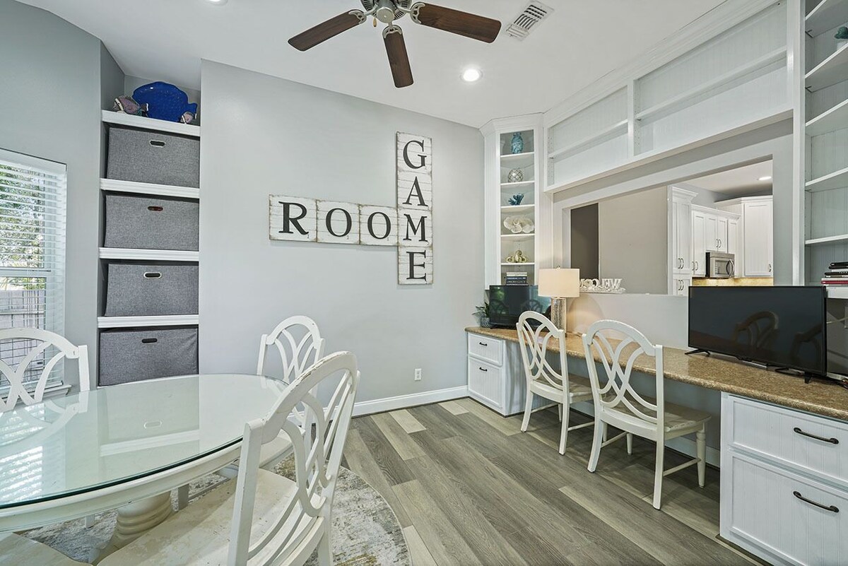Photo 8 of Flirty Flamingo- Pet-Friendly Vacation Home Near Beach with Private Pool Area