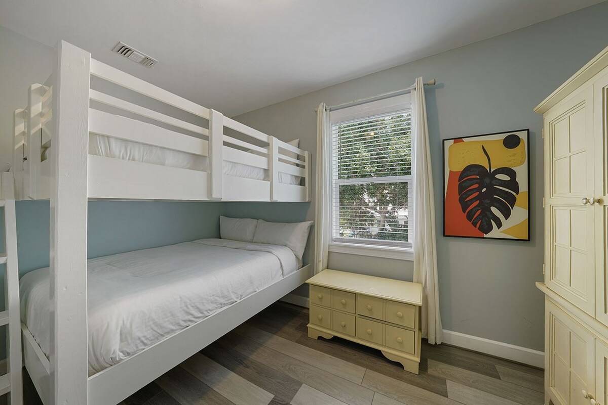 Photo 25 of Flirty Flamingo- Pet-Friendly Vacation Home Near Beach with Private Pool Area