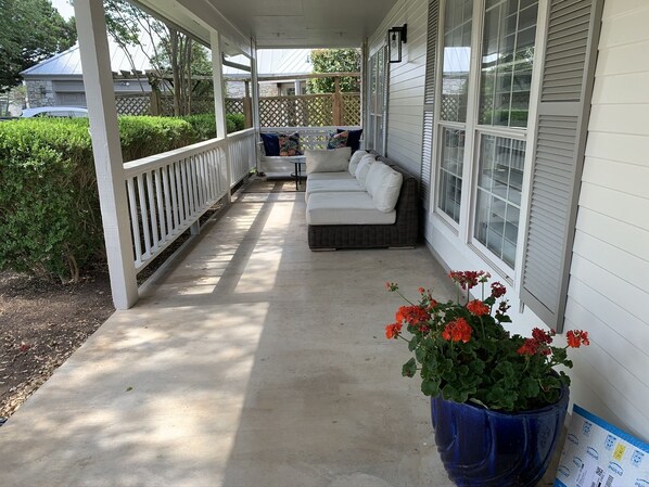 Property grounds - Tree House Escape Near Downtown (Austin)