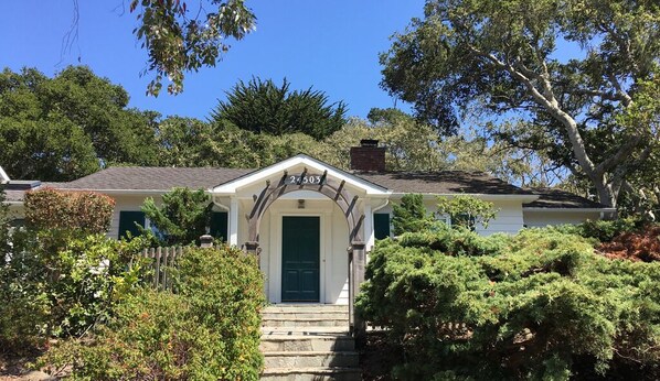 Exterior - Arcadia - Carmel House - Classic Carmel (Carmel)