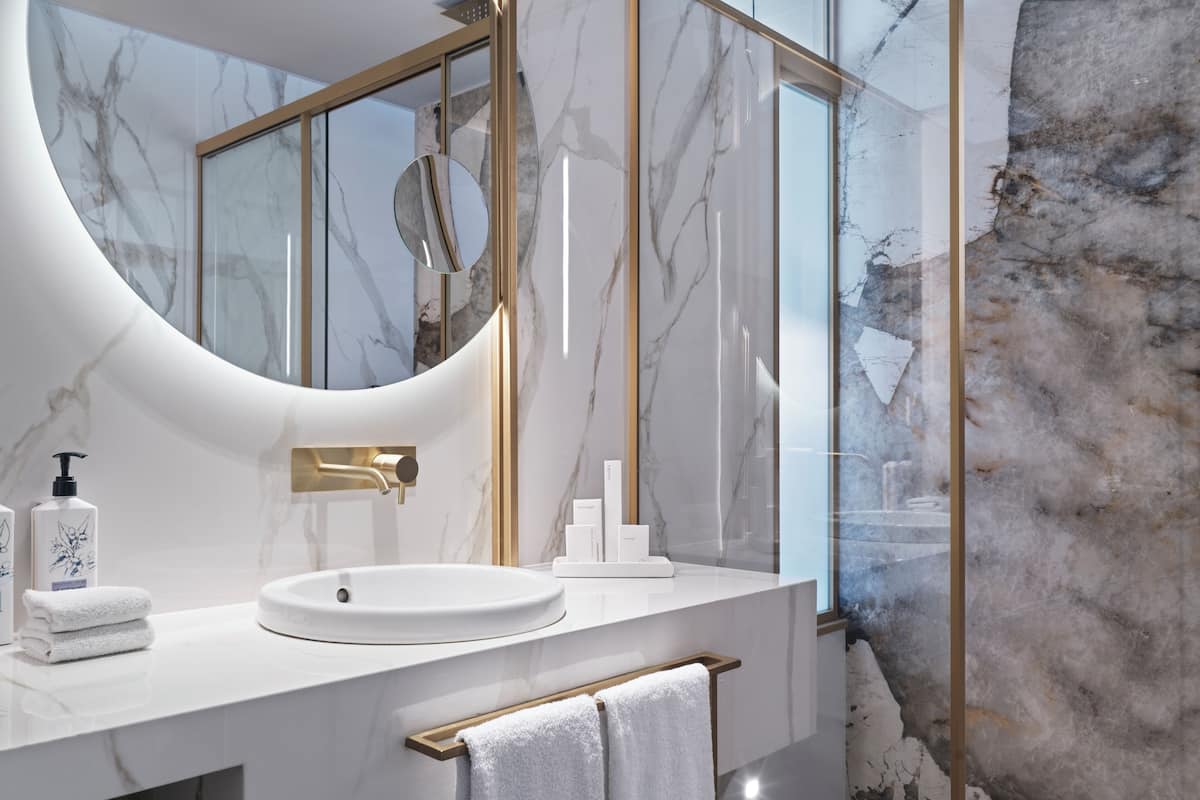 1 habitación, ropa de cama hipoalergénica y minibar