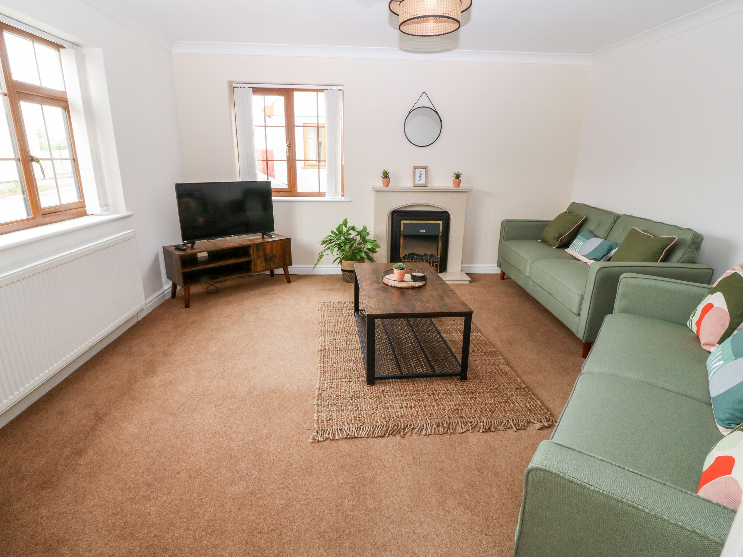 Yr Hen Efail, Family Friendly, Country Holiday Cottage In Cemaes Bay - Anglesey