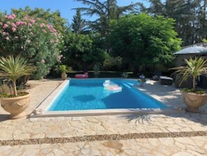 Piscine extérieure, piscine chauffée