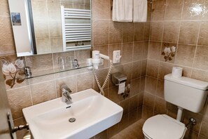 Bathroom - Gasthof Filzwieser (Mariazell)