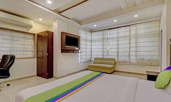 Literie de qualité supérieure, coffres-forts dans les chambres, bureau