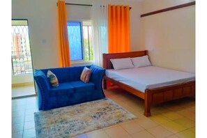 2 chambres, coffres-forts dans les chambres, bureau, Wi-Fi gratuit