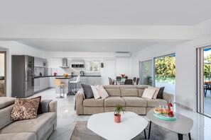 تلفزيون ذكي