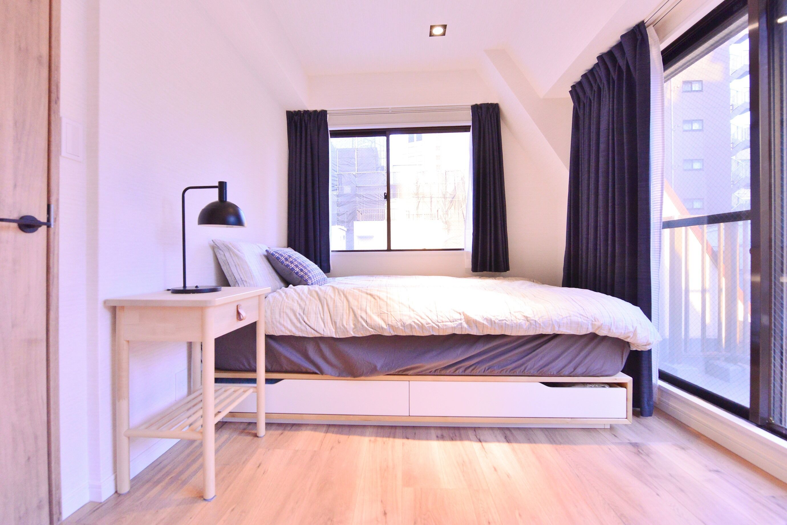 2 bedrooms, desk, iron/ironing board, WiFi