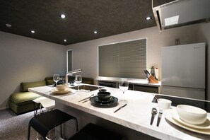 Dining - Real Life AOYAMA 2BR suite 5pax 3bed 3min metro (Minato)