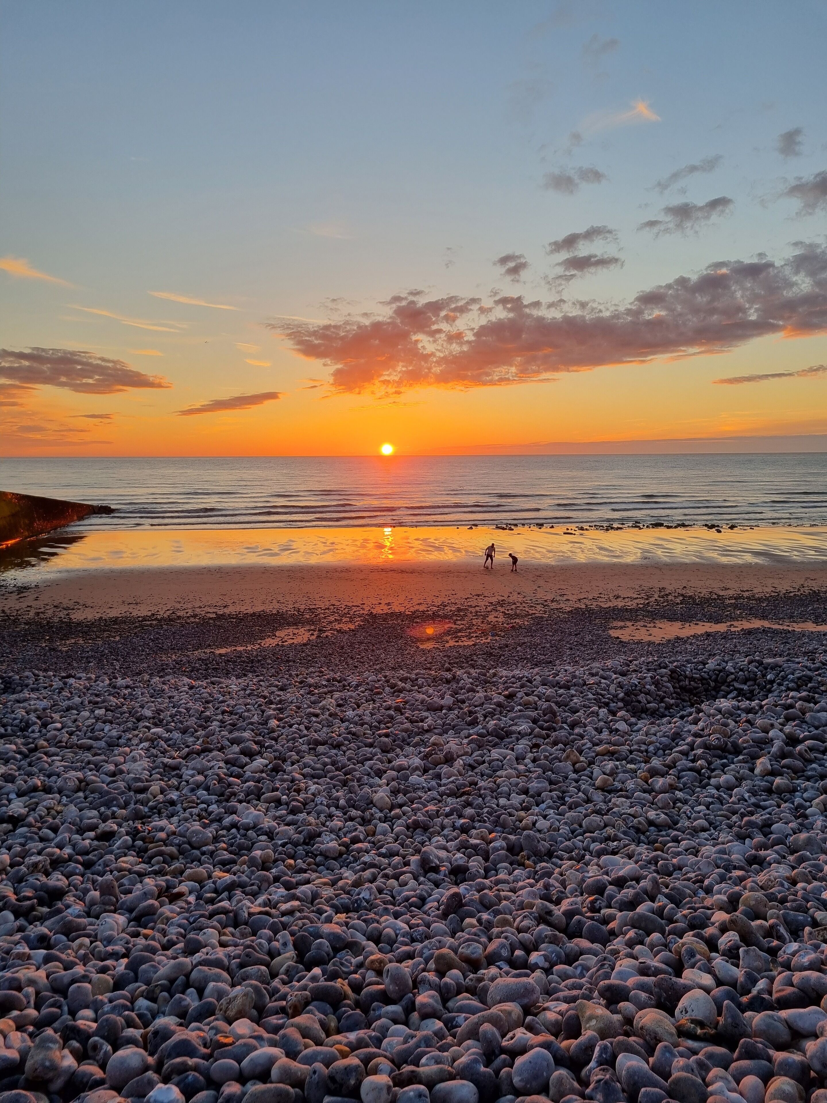 Una spiaggia nelle vicinanze