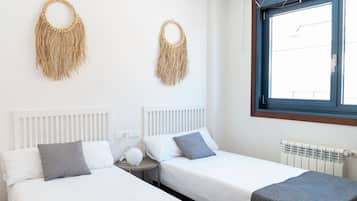 2 bedrooms, WiFi, bed sheets