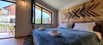 Comfortable Family Chalet near Crystal